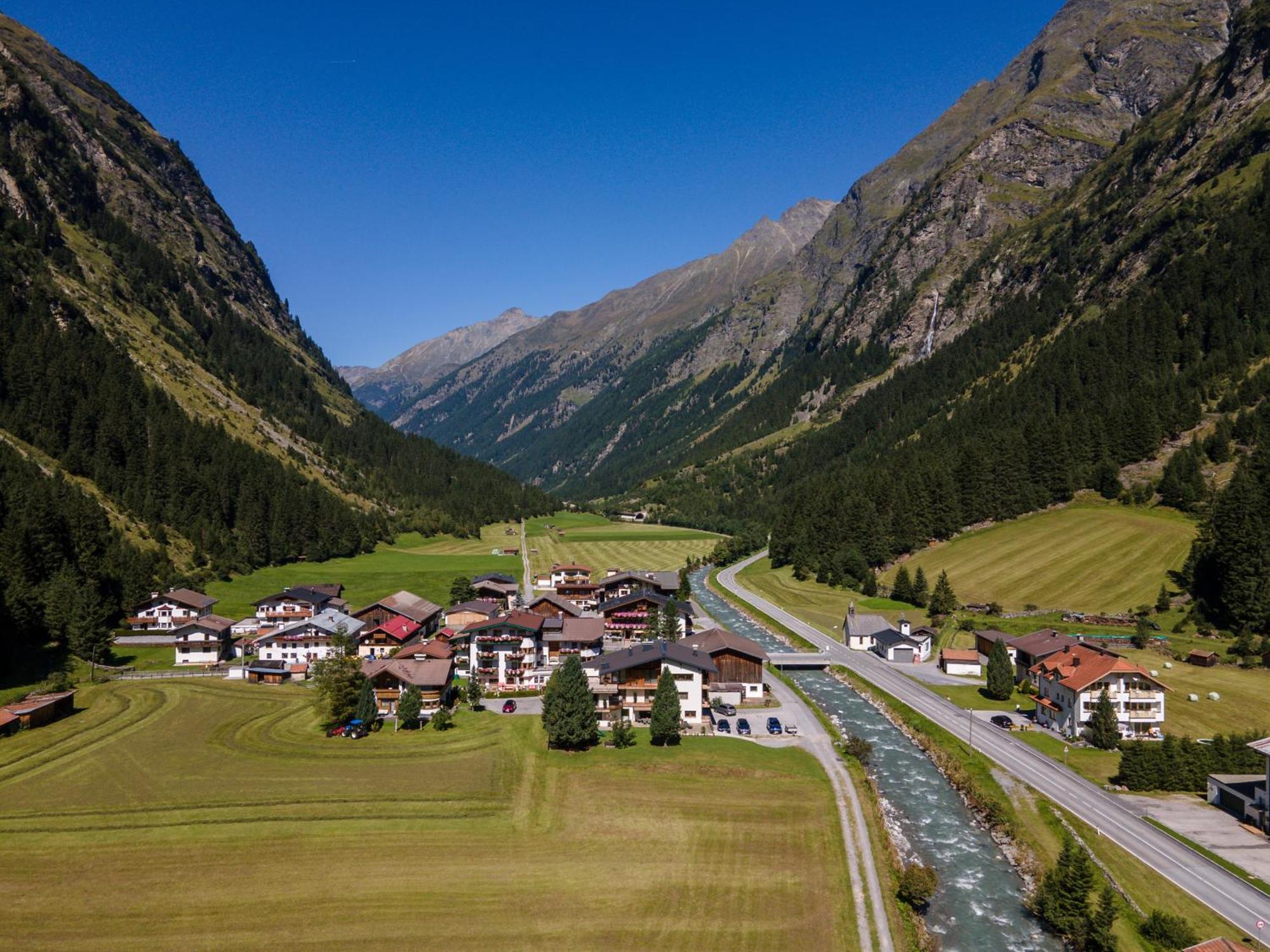 Gletscher-Landhaus Brunnenkogel Sankt Leonhard im Pitztal Exterior photo